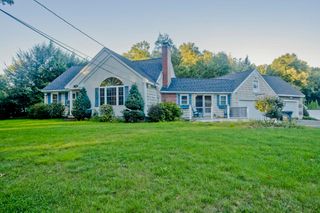 42 Glenn Dr, Wilbraham, MA 01095