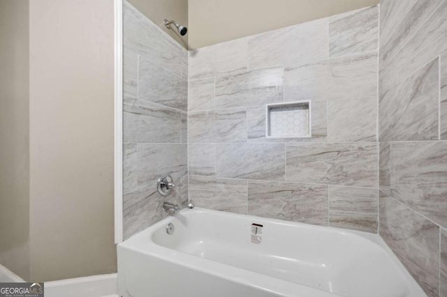 997 Pineglen Drive, Forest Park, GA 30297