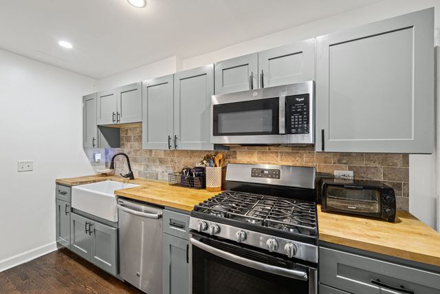 4600 N Saint Louis Avenue GARDEN, Chicago, IL 60625