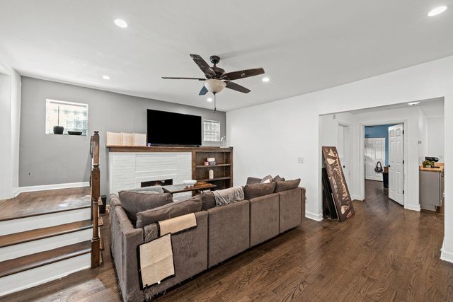 4600 N Saint Louis Avenue GARDEN, Chicago, IL 60625