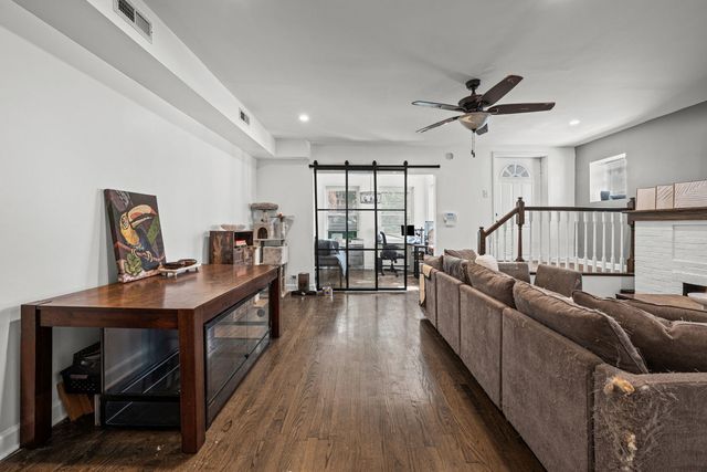 4600 N Saint Louis Avenue GARDEN, Chicago, IL 60625