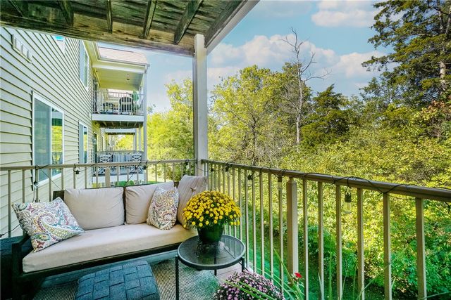 1320 Shadowood Trail, Maineville, OH 45039