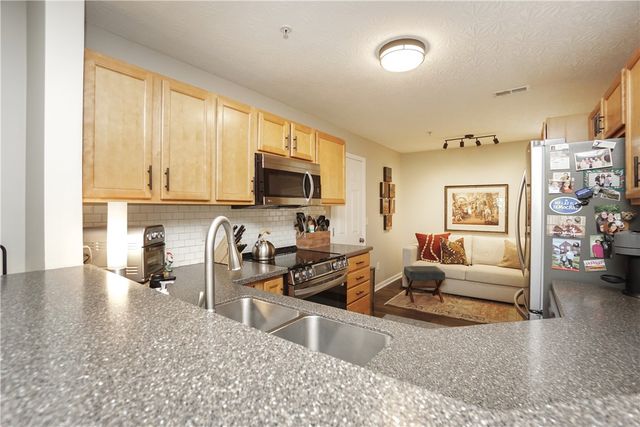 1320 Shadowood Trail, Maineville, OH 45039