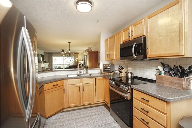 1320 Shadowood Trail, Maineville, OH 45039