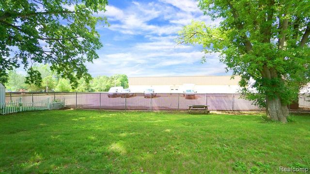 3420 Rivercrest Court, Midland, MI 48640