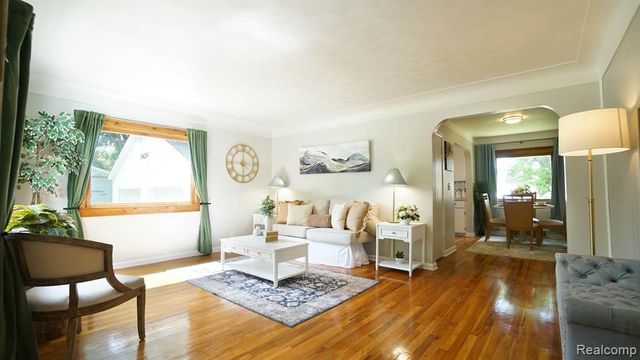 3420 Rivercrest Court, Midland, MI 48640