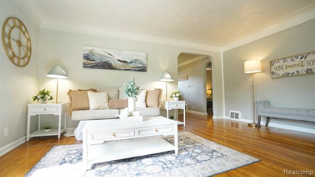 3420 Rivercrest Court, Midland, MI 48640