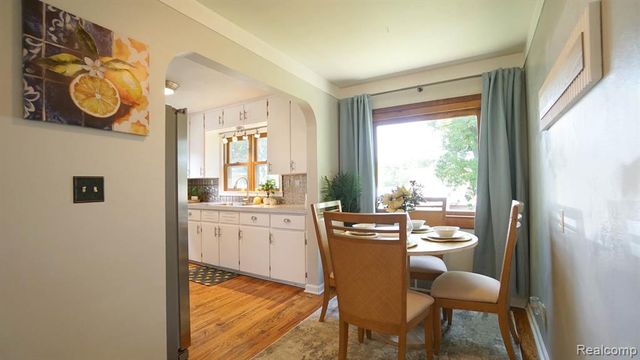 3420 Rivercrest Court, Midland, MI 48640
