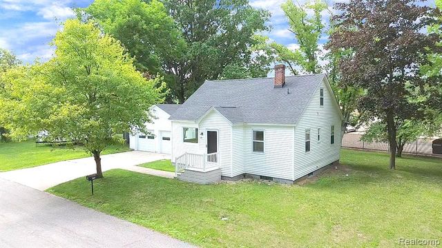 3420 Rivercrest Court, Midland, MI 48640