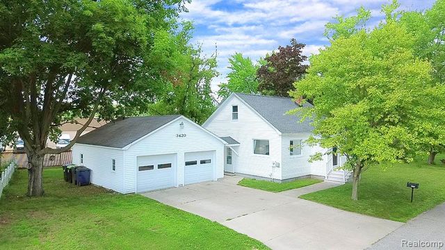 3420 Rivercrest Court, Midland, MI 48640