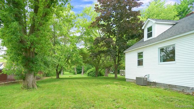 3420 Rivercrest Court, Midland, MI 48640