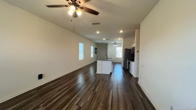 7422 Burrowing Cobra, San Antonio, TX 78253