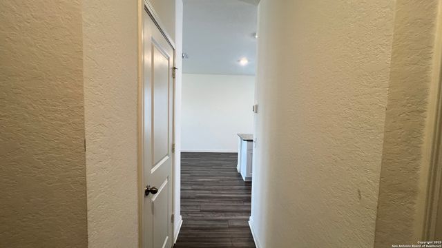 7422 Burrowing Cobra, San Antonio, TX 78253