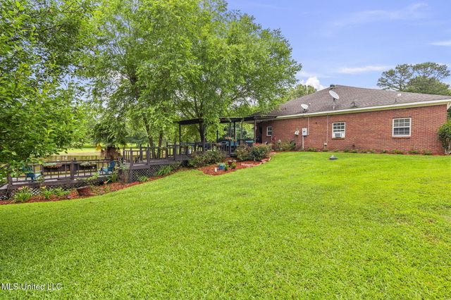 1979 Short Road, Raymond, MS 39154