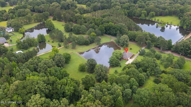 1979 Short Road, Raymond, MS 39154