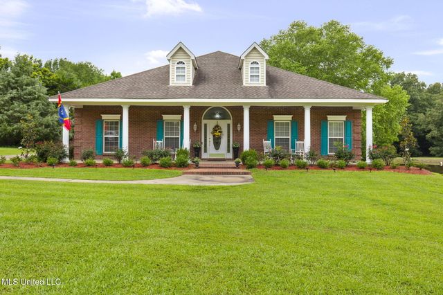 1979 Short Road, Raymond, MS 39154
