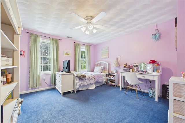 152 Concord Avenue, Cranston, RI 02910