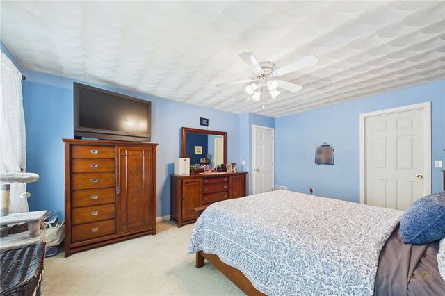 152 Concord Avenue, Cranston, RI 02910