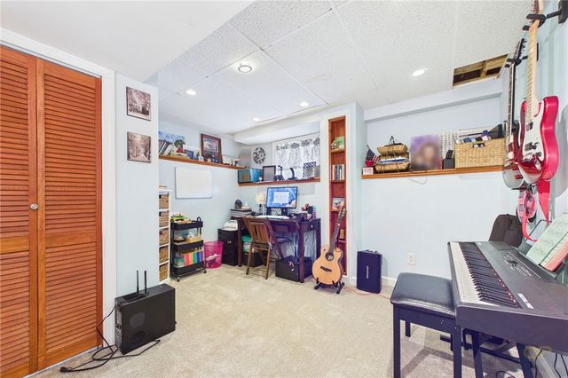 152 Concord Avenue, Cranston, RI 02910
