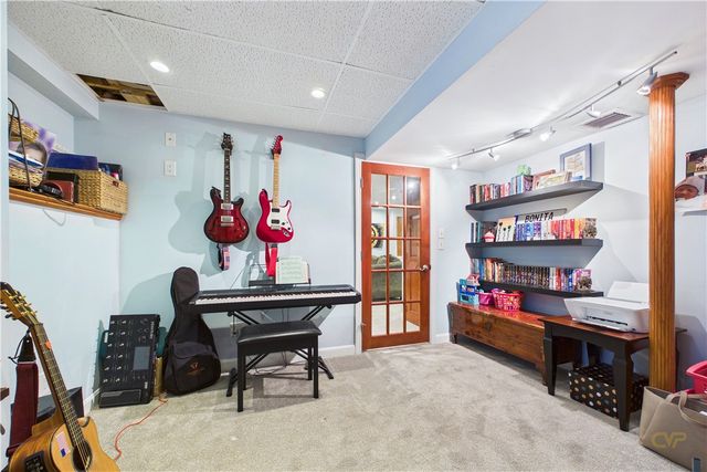 152 Concord Avenue, Cranston, RI 02910