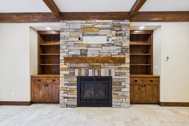 100 Antrim Lane, Bayside South, CA 95524