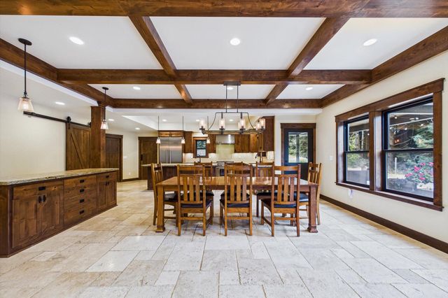 100 Antrim Lane, Bayside South, CA 95524