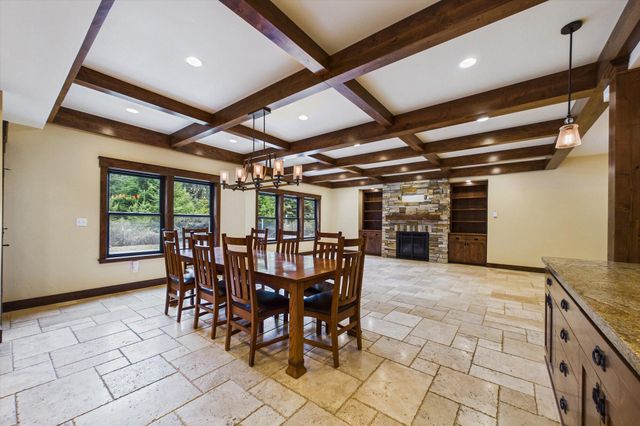 100 Antrim Lane, Bayside South, CA 95524