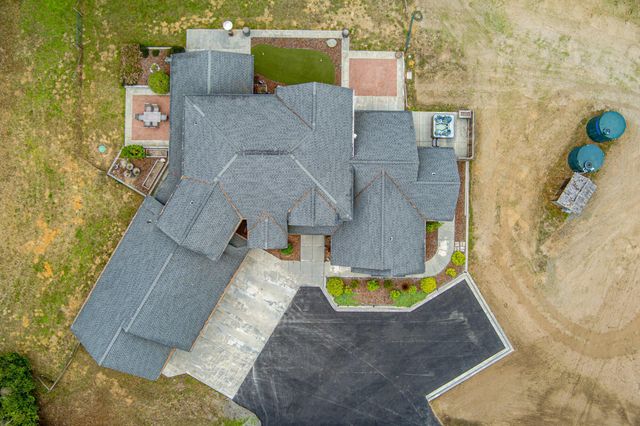 100 Antrim Lane, Bayside South, CA 95524