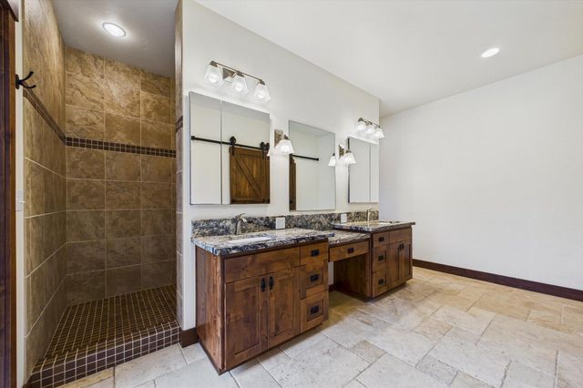 100 Antrim Lane, Bayside South, CA 95524