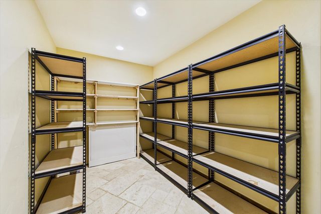 100 Antrim Lane, Bayside South, CA 95524