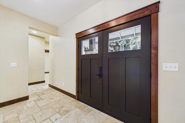 100 Antrim Lane, Bayside South, CA 95524