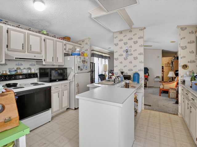 317 Beards Creek RD, Ferrum, VA 24088