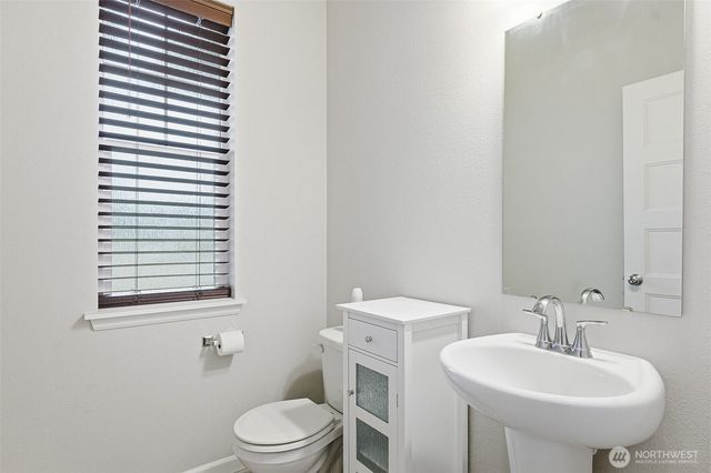 18128 38th Avenue Ct E, Tacoma, WA 98446