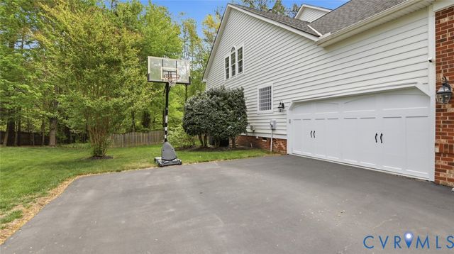 6213 Epaulet Ct, Moseley, VA 23120
