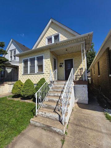 3741 Parrish Avenue, East Chicago, IN 46312