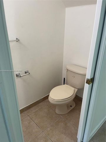 2833 SW 82nd Ave 104, Miramar, FL 33025