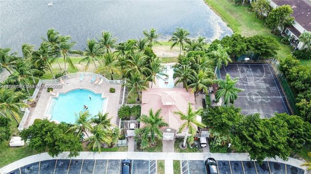 2833 SW 82nd Ave 104, Miramar, FL 33025