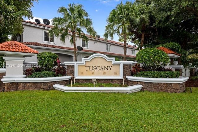 2833 SW 82nd Ave 104, Miramar, FL 33025