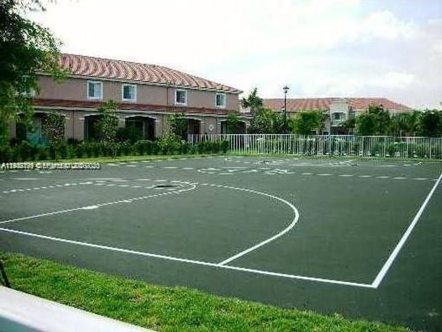 2833 SW 82nd Ave 104, Miramar, FL 33025