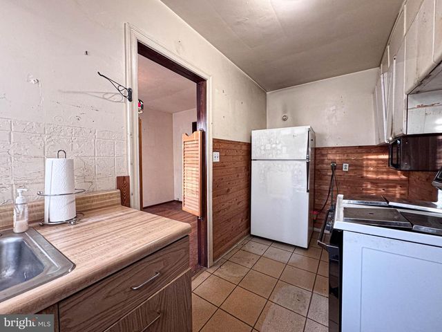 537 25TH PL NE, Washington, DC 20002