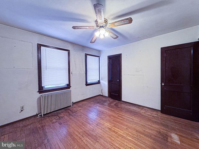 537 25TH PL NE, Washington, DC 20002