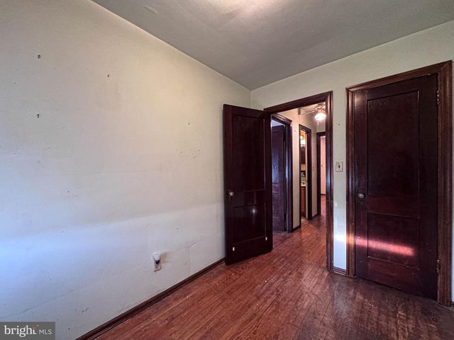 537 25TH PL NE, Washington, DC 20002