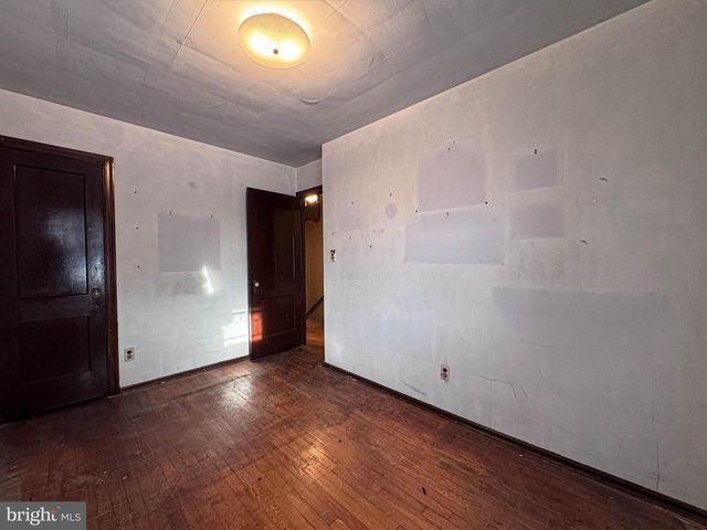 537 25TH PL NE, Washington, DC 20002