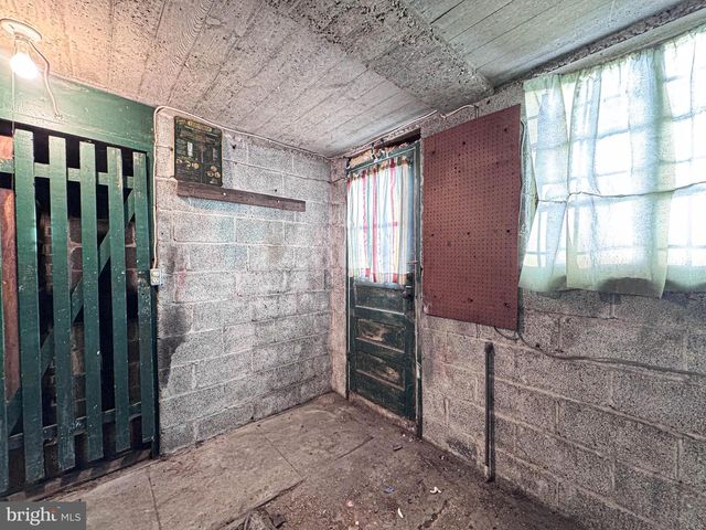 537 25TH PL NE, Washington, DC 20002