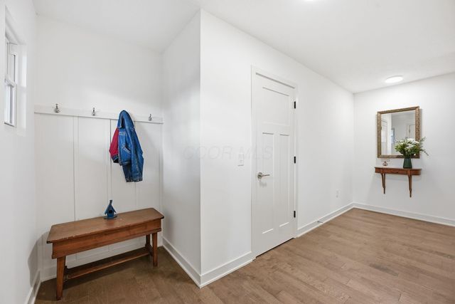 2574 Renwood Place, Columbus, OH 43211