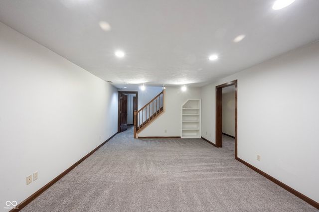 72 Ashbourne Drive, Noblesville, IN 46060