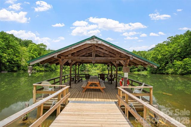 000 Mckenzie Way N 588&589, Old Fort, NC 28762