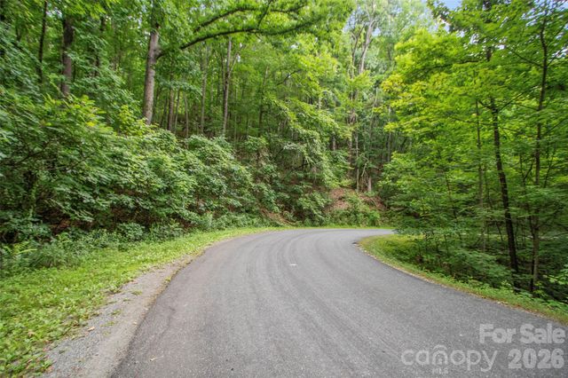 000 Mckenzie Way N 588&589, Old Fort, NC 28762