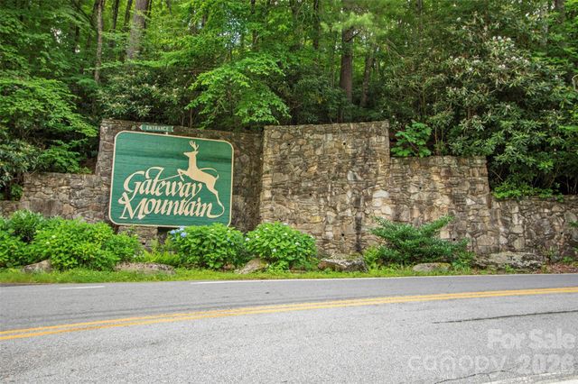 000 Mckenzie Way N 588&589, Old Fort, NC 28762
