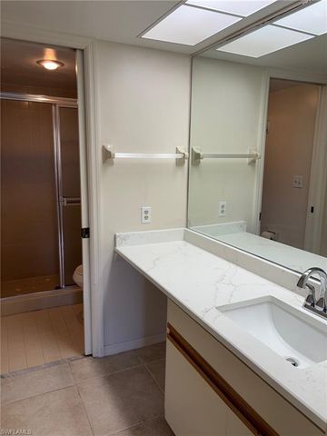 513 Lake Louise CIR 101, Naples, FL 34110